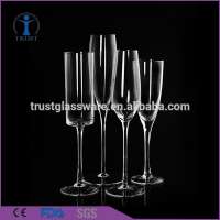 Wholesale Hand Made Top Grade Best Selling Decorative Crystal Red Glass Champagne Glasses